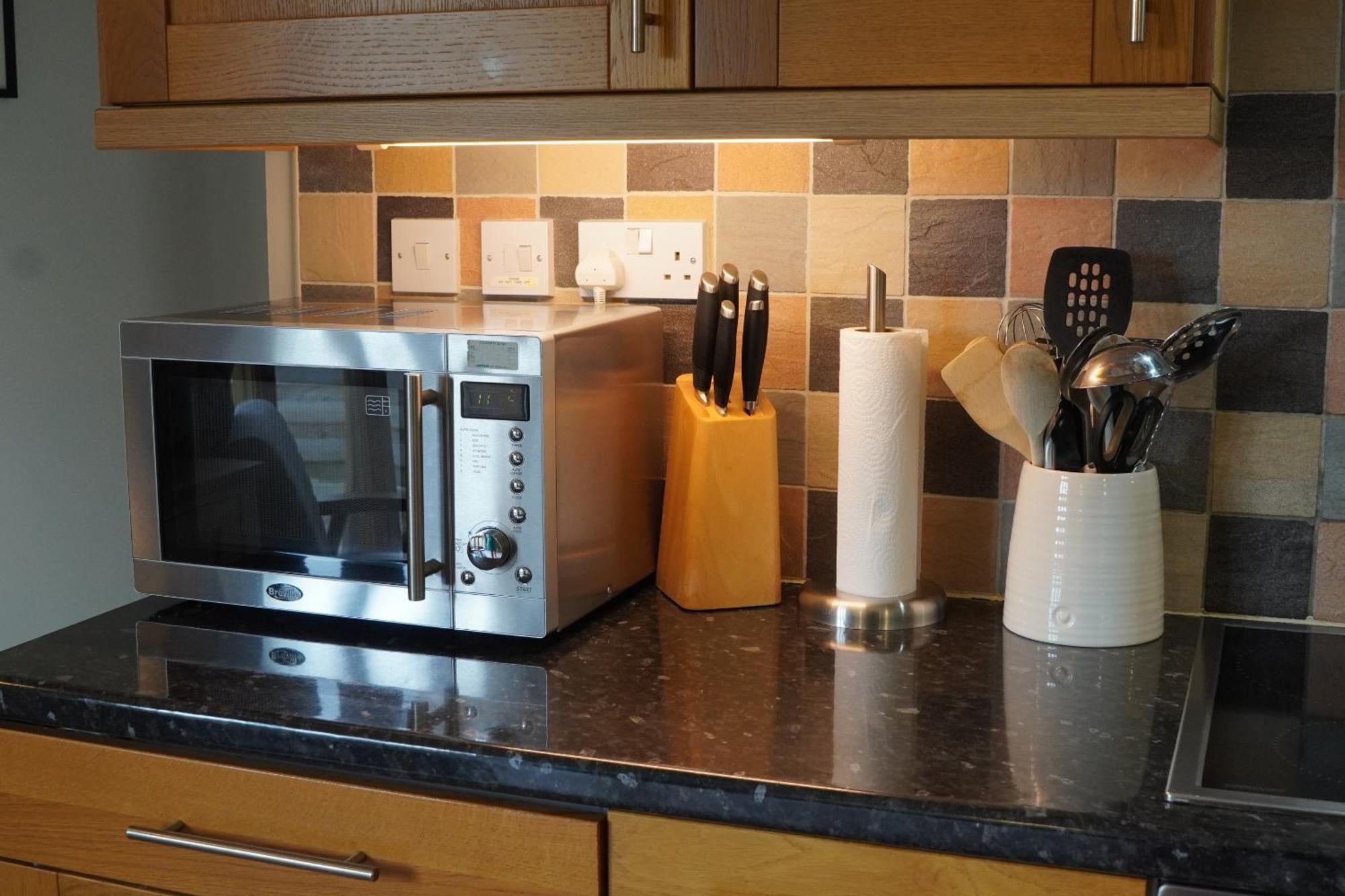 Hook Farm Cottages Royal Wootton Bassett Exteriör bild